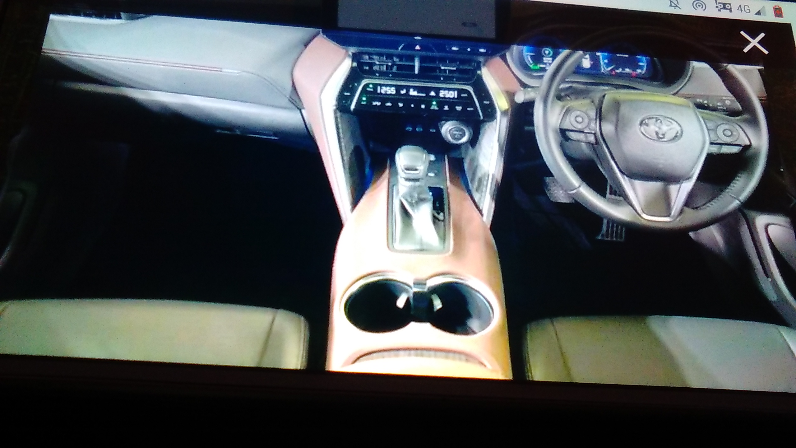 新型ハリアー　かっこよすぎ　G　内装